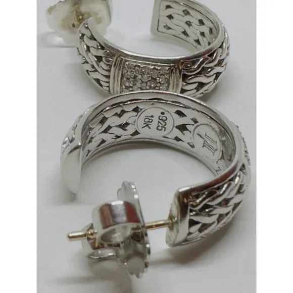 John Hardy $1350Diamond Carved Chain Pave Medium Hoop Earrings 18kt Post .50CT